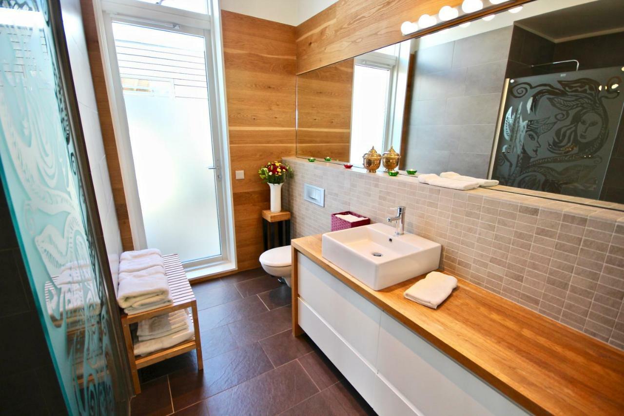 Brun Villa Laugaras Ngoại thất bức ảnh